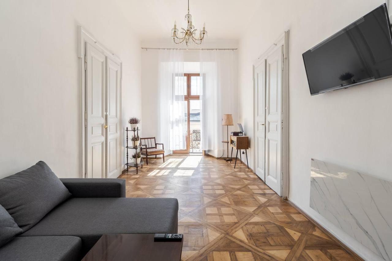 Apartment Апартаменти На Площі Ринок 12 Lviv