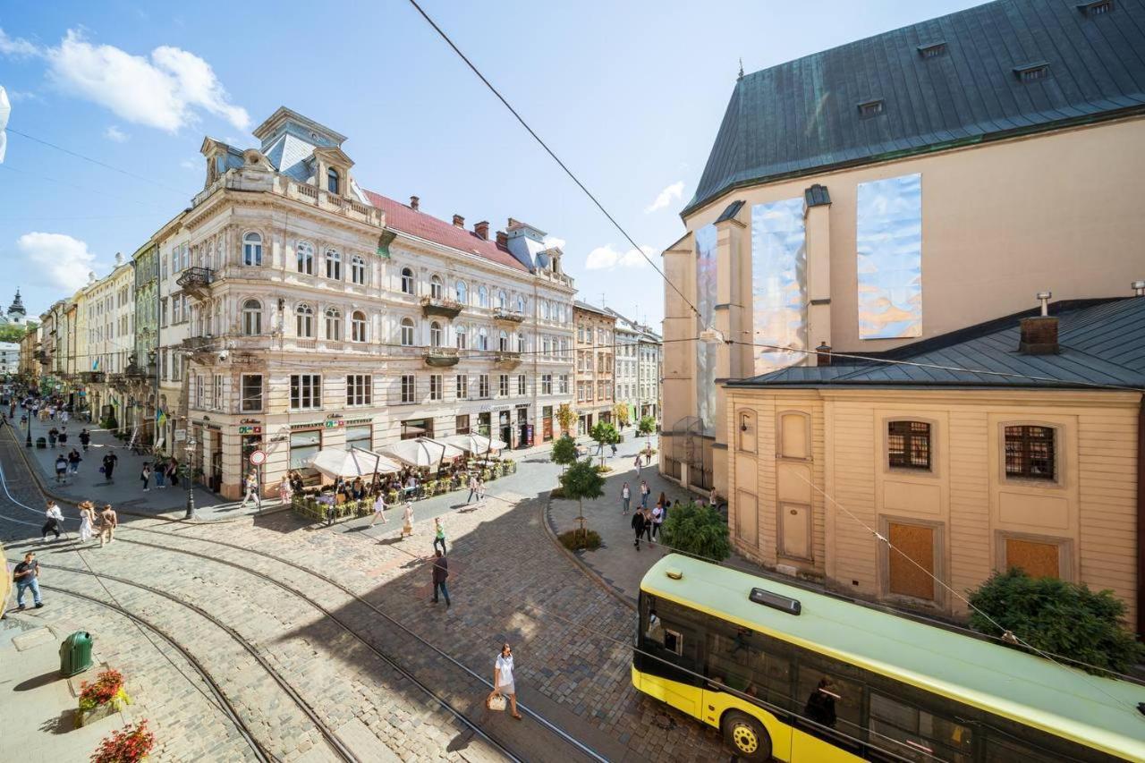 Апартаменти На Площі Ринок 12 Lviv